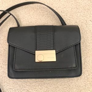 Black crossbody purse